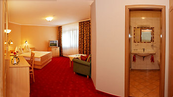 Landhotel Berggasthof Schön in Patersdorf