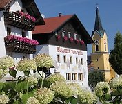 Hotel Vorderansicht